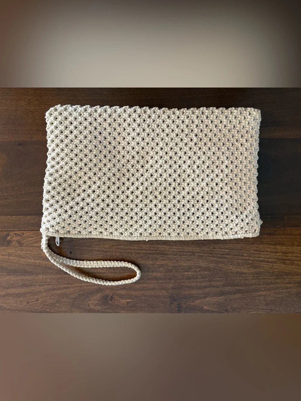 Vintage Crocheted Zippered Beige Clutch W/Wrist Loop Made People’s Rep Of China